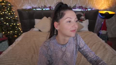 Emily online show from 25, 12, 2024