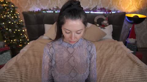 Emily online show from 25, 12, 2024