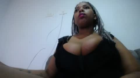 Emilyhines online show from 30, 4, 2026