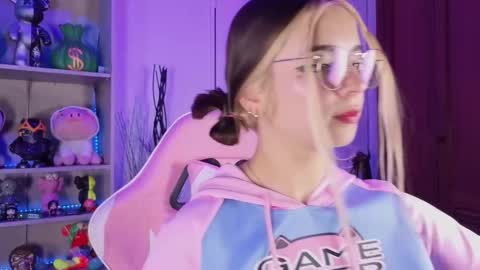 VALEEEN online show from 13, 9, 2025