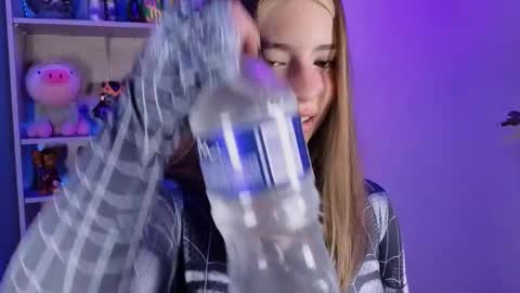 VALEEEN online show from 10, 10, 2025