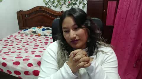 Snapshot of emilylove14 chatting on 24, 12, 2024 Emily Cortez online show from 24, 12, 2024