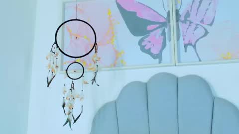 Emii online show from 8, 2, 2026