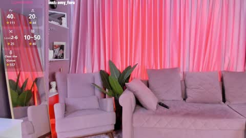 Hey i am  Emily     am -  pm online show from 13, 12, 2024