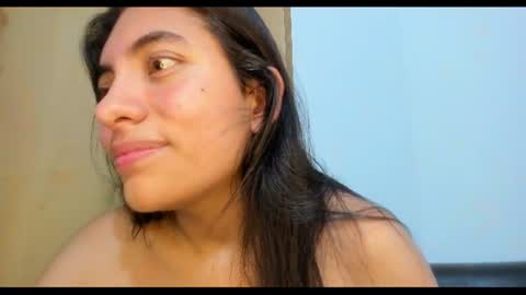Snapshot of emilysex_118 chatting on 15, 6, 2026 Emily online show from 15, 6, 2026