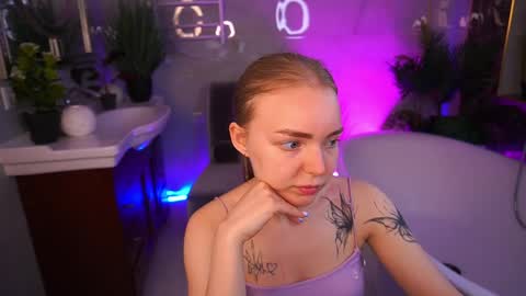  MY NAME IS Emily WELCOME EVERYONE I WILL BE HAPPY TO GIVE YOU WHAT YOU HAVE DREAMED OF FOR SO LONG online show from 21, 5, 2026