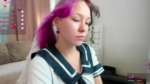 Snapshot of emilytrase chatting on 7, 7, 2026 Betty online show from 7, 7, 2026