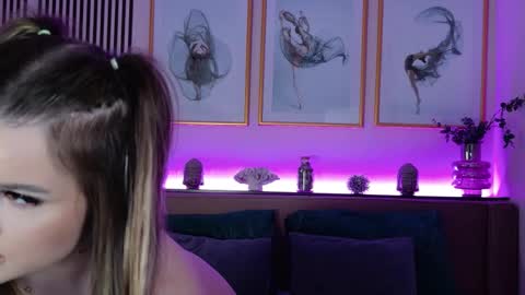 EmilyWess online show from 6, 3, 2026