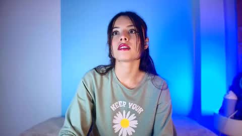    online show from 21, 2, 2025