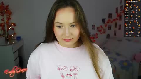 Snapshot of emilyxgrasez chatting on 27, 10, 2025 Emily online show from 27, 10, 2025