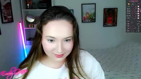 Snapshot of emilyxgrasez chatting on 9, 1, 2026 Emily online show from 9, 1, 2026