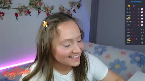 Snapshot of emilyxgrasez chatting on 18, 3, 2026 Emily online show from 18, 3, 2026