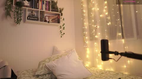 Snapshot of emilyxrose_ chatting on 3, 12, 2024 IG thickemmsss online show from 3, 12, 2024