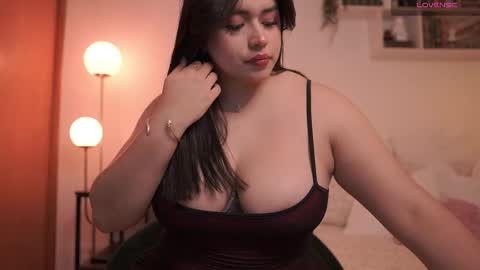 Snapshot of emilyxrose_ chatting on 7, 3, 2025 IG thickemmsss online show from 7, 3, 2025
