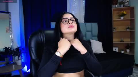 Emily  online show from 13, 11, 2025