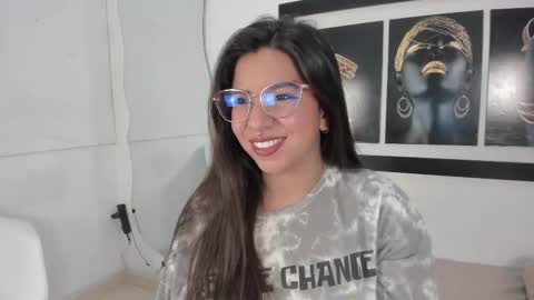 emilyy_cooperr online show from 2, 10, 2025