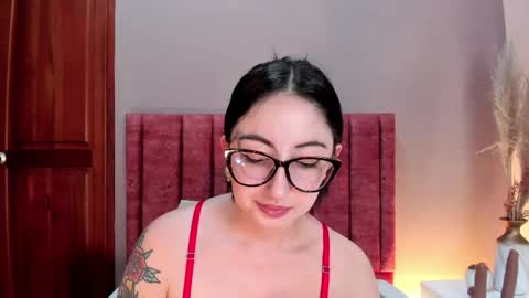 Emilyy Watson online show from 9, 5, 2026