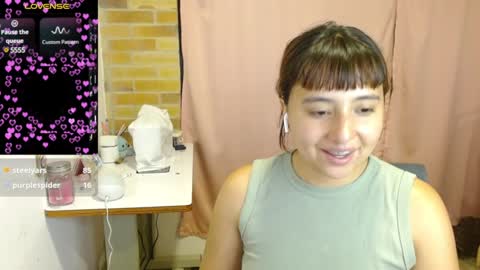 Snapshot of emitaa17228 chatting on 11, 1, 2025 emma online show from 11, 1, 2025