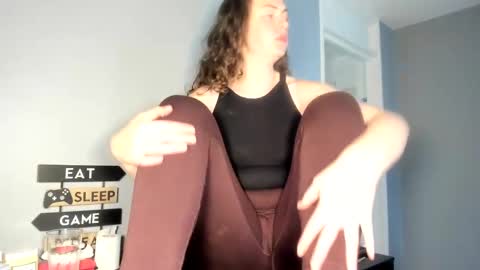 emliyjamesmjb online show from 10, 3, 2025