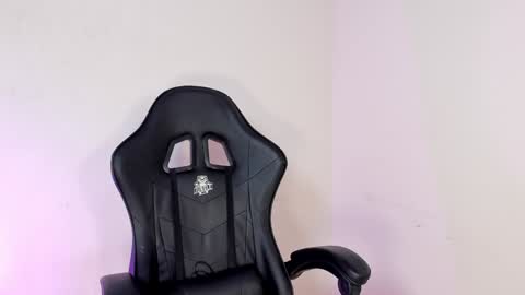 Snapshot of emma_980 chatting on 26, 12, 2024 emma online show from 26, 12, 2024