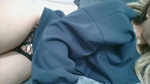 emma_991 online show from 1, 12, 2025