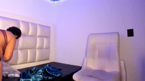 emma__js_ online show from 3, 2, 2026