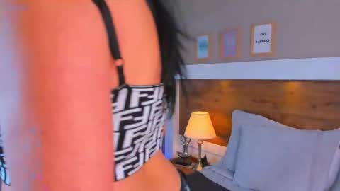 Snapshot of emma_bakker_ chatting on 6, 1, 2026 Emma online show from 6, 1, 2026