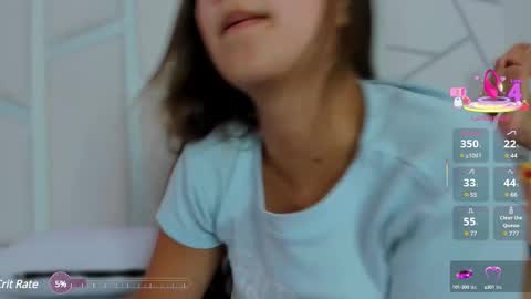 Snapshot of emma_benett chatting on 5, 3, 2025 Emma online show from 5, 3, 2025