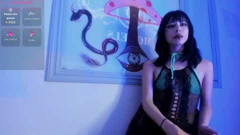 Emma Or you can call me cutie online show from 7, 5, 2026