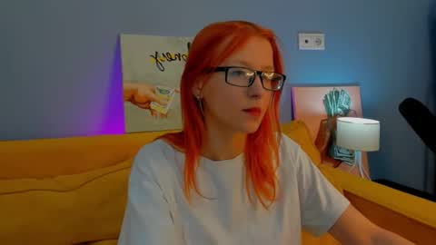 Snapshot of emma_dusk chatting on 5, 3, 2026 Emma online show from 5, 3, 2026