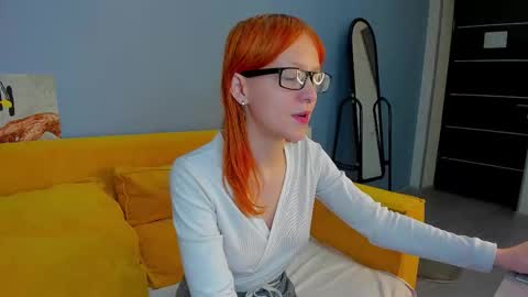 Snapshot of emma_dusk chatting on 19, 3, 2026 Emma online show from 19, 3, 2026