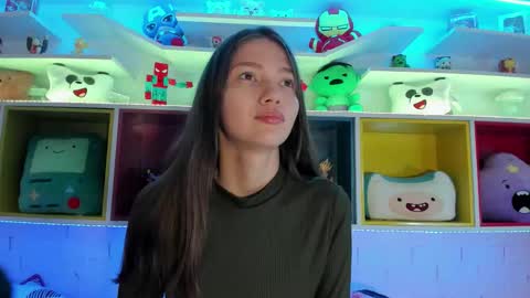 emma_jhoons online show from 24, 9, 2025