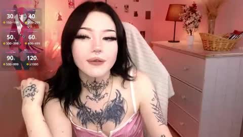 Snapshot of emma_kirks chatting on 28, 5, 2026 emma_kirks online show from 28, 5, 2026