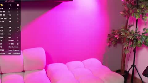 Snapshot of emma_lirys chatting on 24, 6, 2026 Emma online show from 24, 6, 2026