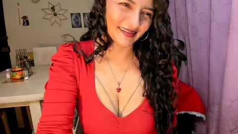  emma luxy online show from 17, 5, 2026