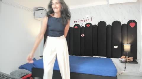 Emma  online show from 6, 3, 2025