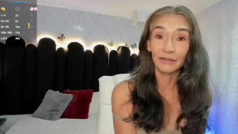 Emma  online show from 24, 9, 2025