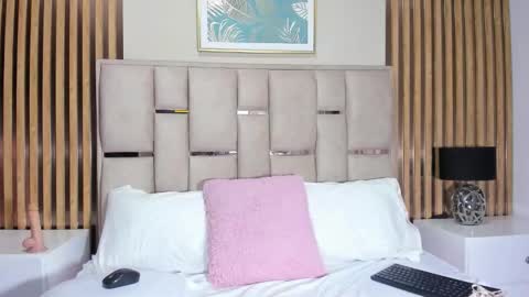 Snapshot of emma_millers__ chatting on 11, 3, 2026 Emma online show from 11, 3, 2026