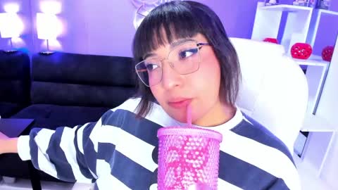 Emma Monserratt online show from 20, 5, 2026