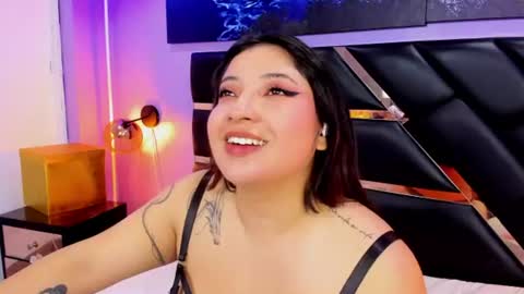 Emma Monserratt online show from 18, 7, 2026
