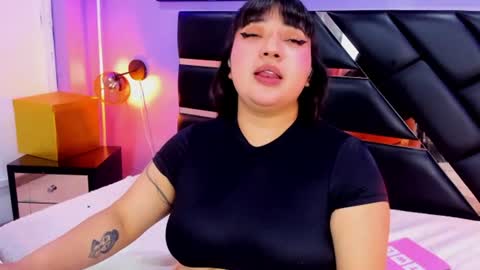Emma Monserratt online show from 30, 7, 2026