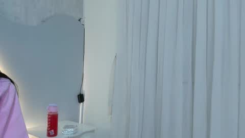 Emma Morgann online show from 16, 12, 2025