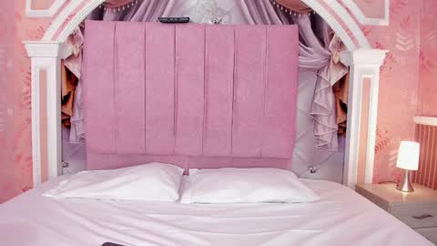 EMMA  online show from 7, 3, 2026