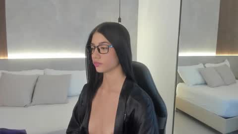 E M M A online show from 20, 3, 2026