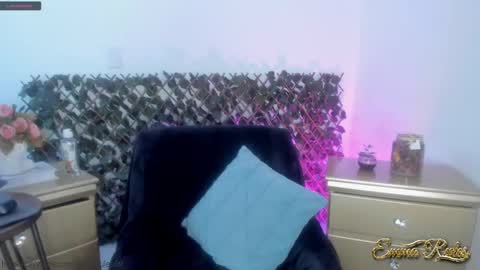 Emma online show from 12, 3, 2025