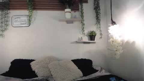 Snapshot of emma_sweethot chatting on 25, 2, 2026 Emma Black online show from 25, 2, 2026