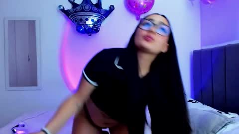 Snapshot of emma_timli1 chatting on 8, 1, 2026 Emma online show from 8, 1, 2026