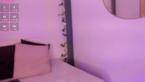 Snapshot of emma_woods__ chatting on 30, 12, 2024 emma_woods__ online show from 30, 12, 2024