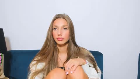 emmadesire online show from 11, 9, 2025