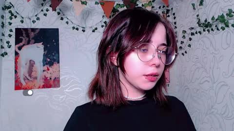 Snapshot of emmae__ chatting on 24, 2, 2025 Emma online show from 24, 2, 2025